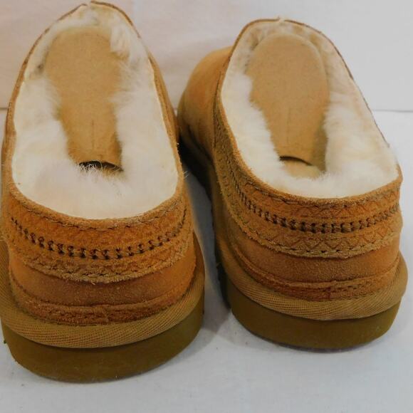 Ugg Neuman Chestnut Slippers Leather with Sheepskin Lining Mens Size 11 New - Picture 8 of 9